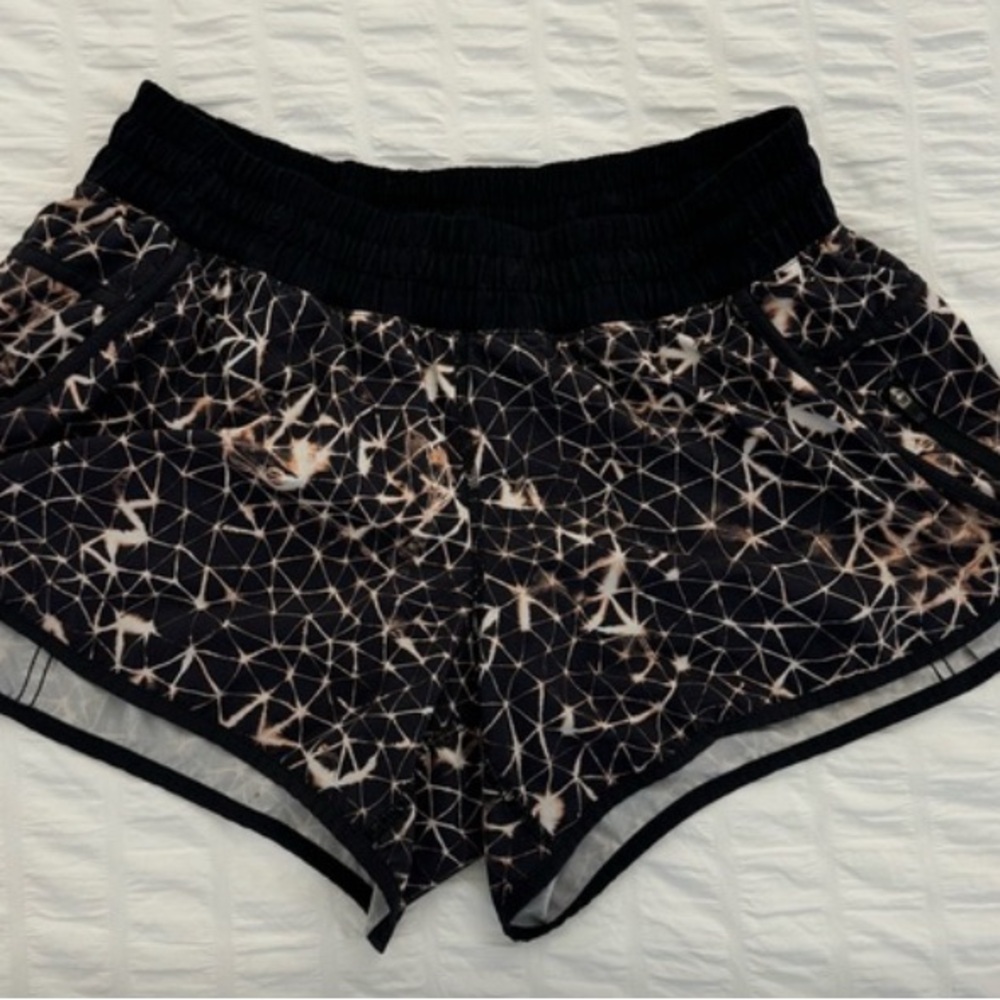 Lululemon Running Shorts Black gold 12